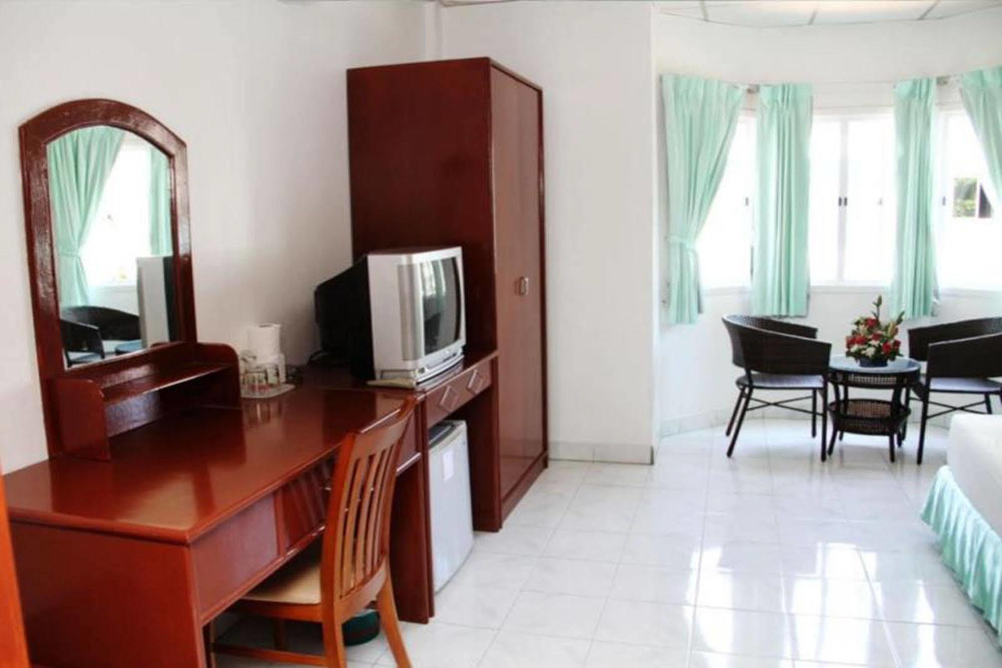 Welcome Inn Hotel @ Karon Beach. Single Room From Only 500 Baht Phuket Exterior photo