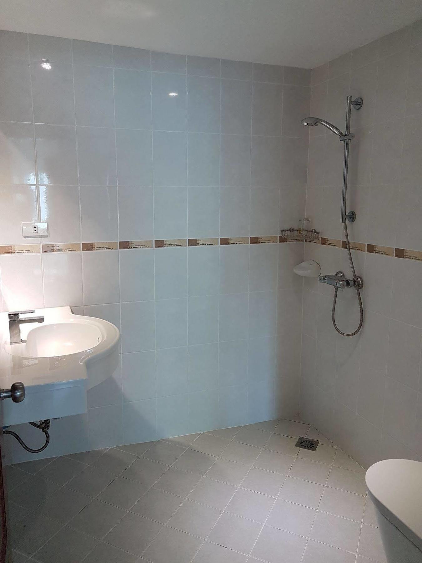 Welcome Inn Hotel @ Karon Beach. Single Room From Only 500 Baht Phuket Exterior photo